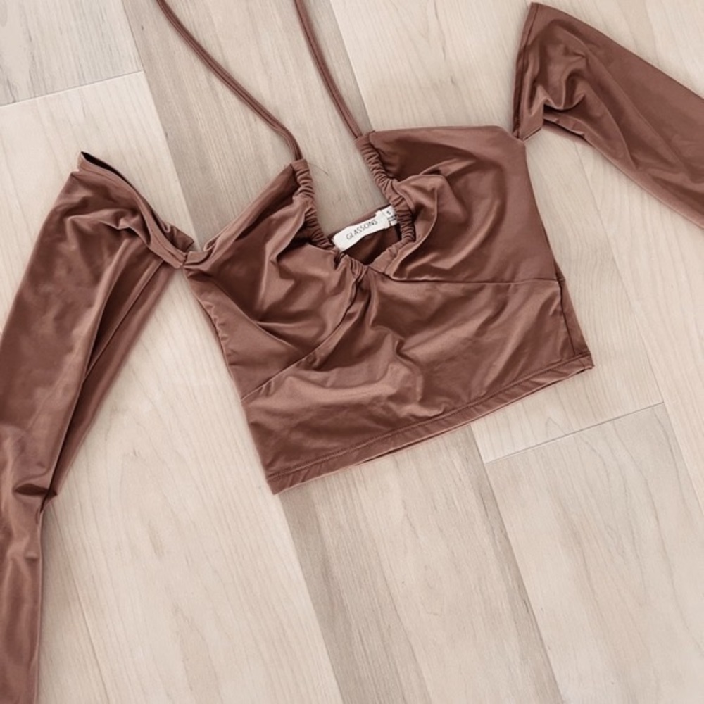 🤎Glassons Tan Off-shoulder Crop Top w/ Attached Sleeves🤎